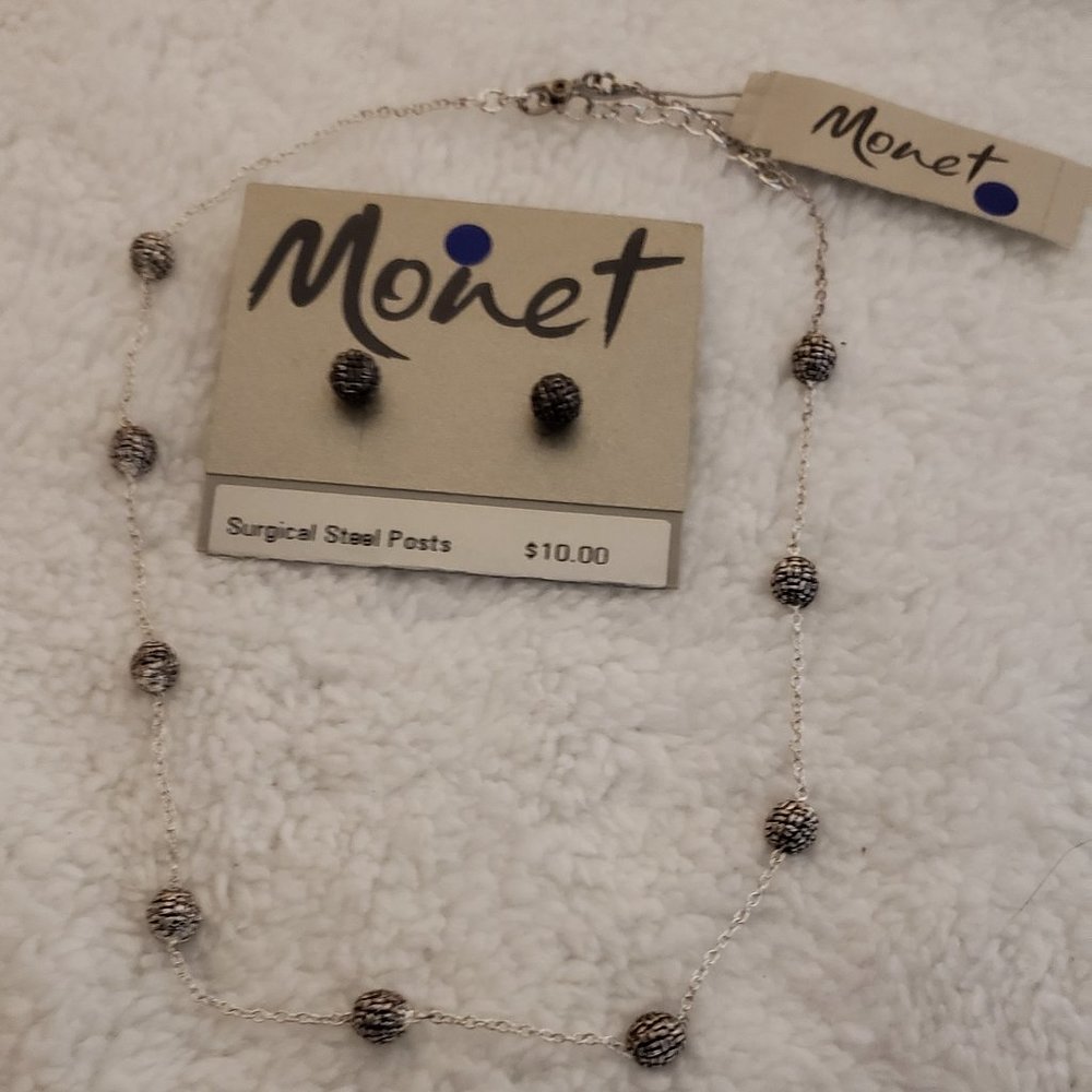 NWT Monet Silver tone and black Necklace with Black and Silver tone Stud Earring